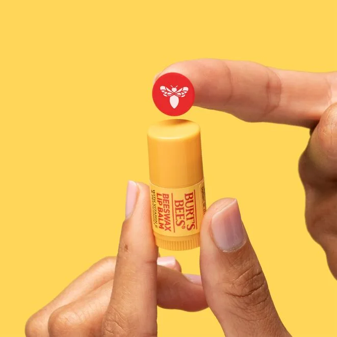 109-follow-that-bee-lip-balm-board-game-5.webp Follow That Bee Lip Balm Board Game