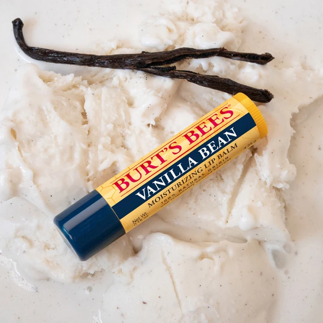 134-vanilla-bean-moisturizing-lip-balm-5.webp Vanilla Bean Moisturizing Lip Balm